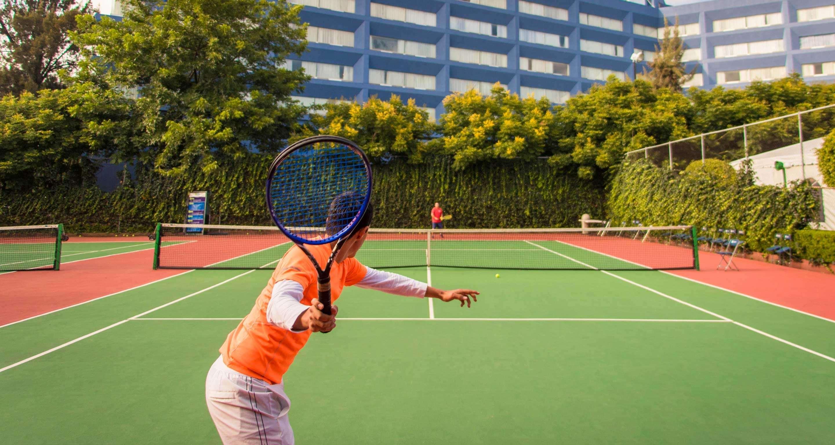 ベスト ウエスタン プラス グラン ホテル モレリア エクステリア 写真 Tennis