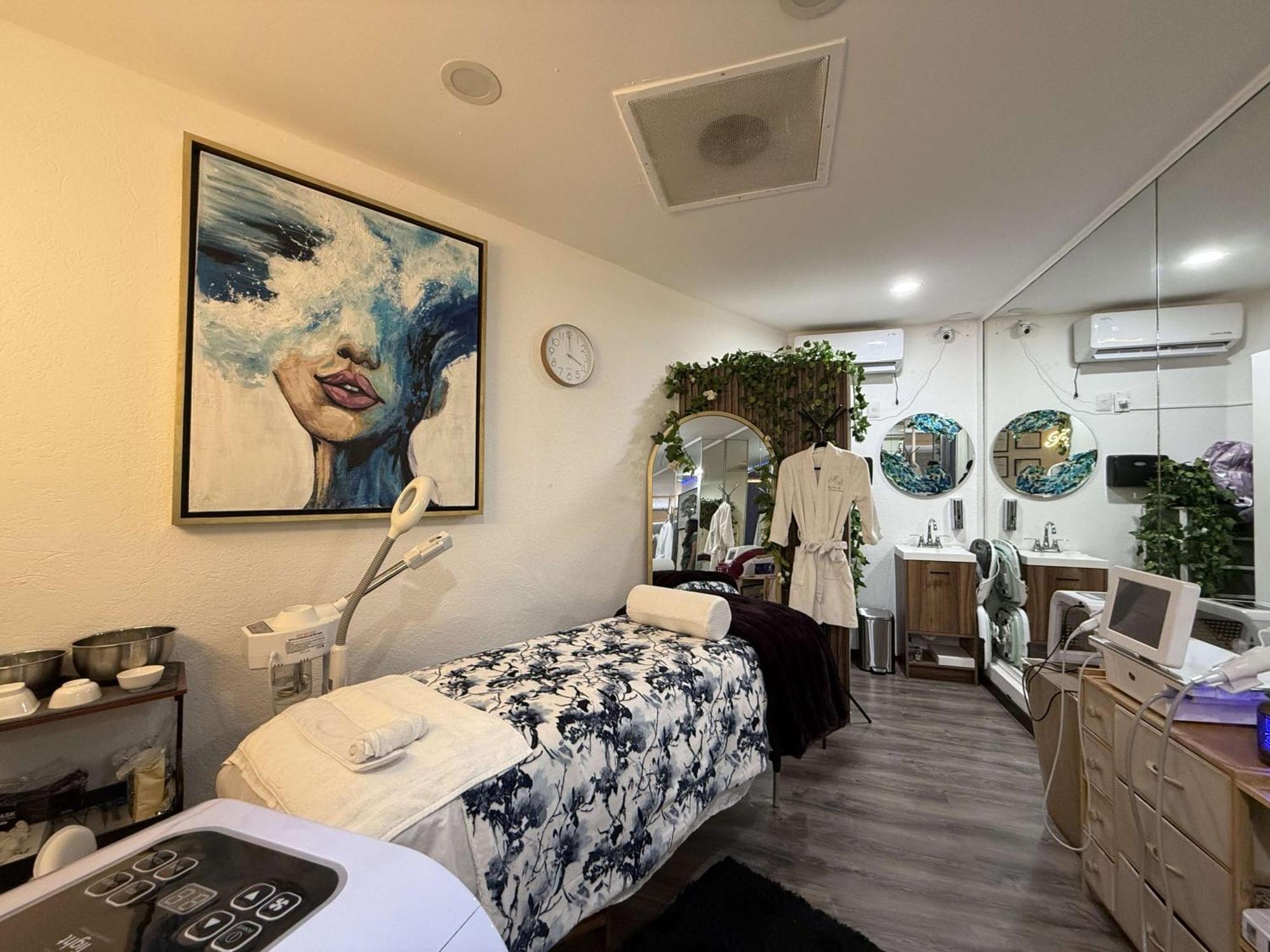 ベスト ウエスタン プラス グラン ホテル モレリア エクステリア 写真 A medical spa in the United States