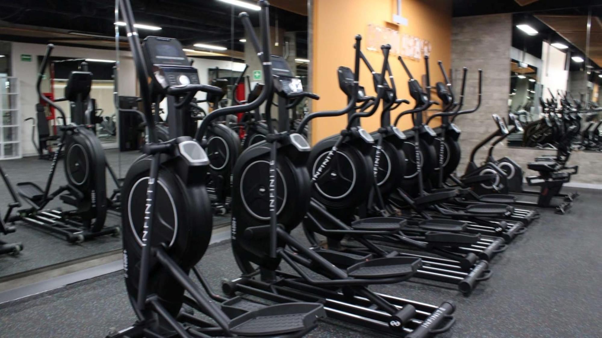 ベスト ウエスタン プラス グラン ホテル モレリア エクステリア 写真 Elliptical cross trainer